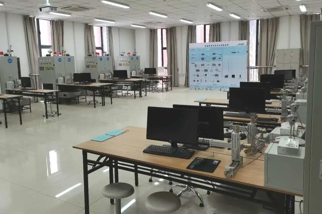1f77e4ec915f410eb678608a3116048c.jpg 1f77e4ec915f410eb678608a3116048c.jpg